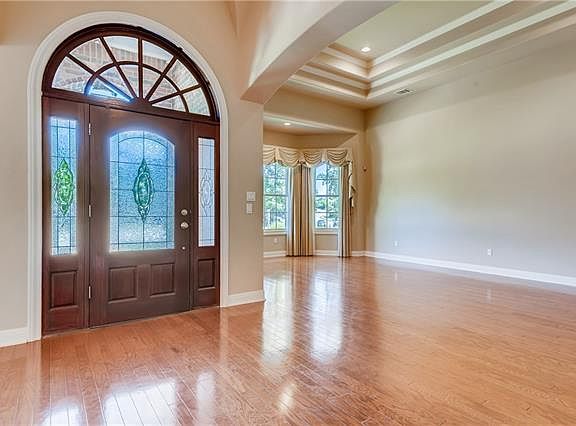 3rd image of 2634 Collingwood Dr