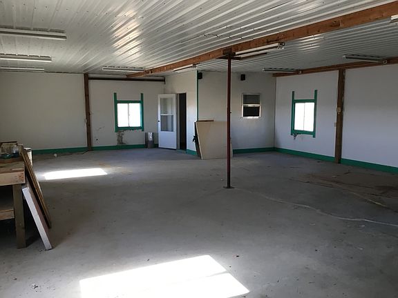 Office inside 30x50 bldg