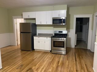 98 Vinton St #1, Providence, RI 02909