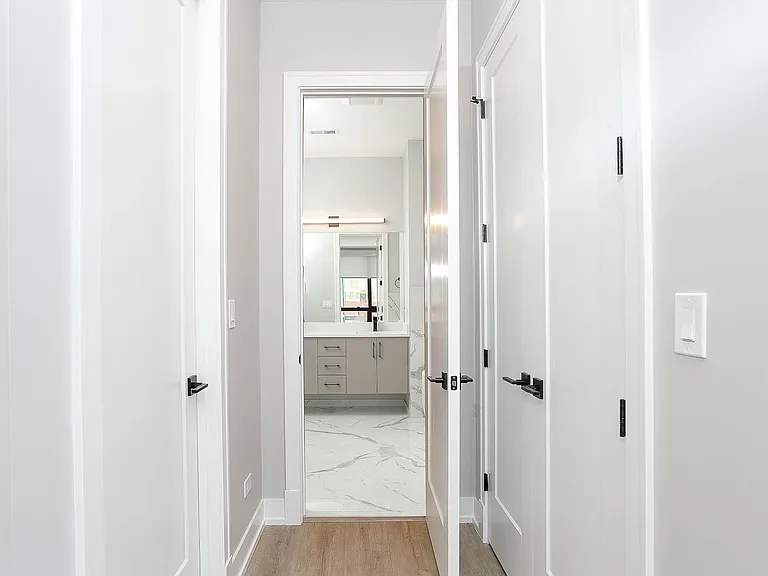 1606 S Ashland Ave #402 — Photo 21