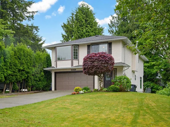 20474 43a Ave, Langley, BC V3A 3C8