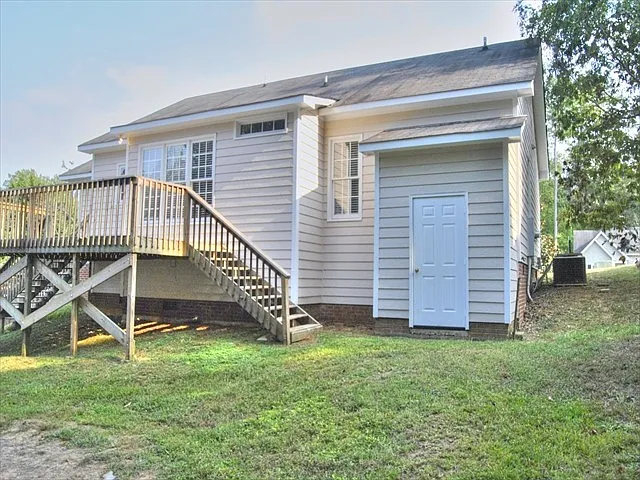 425 Johnson St — Photo 20