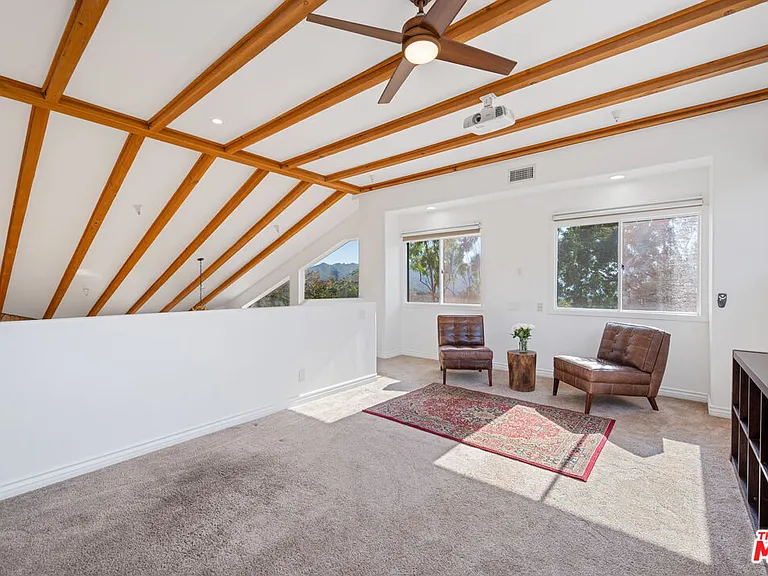 34136 Mulholland Hwy — Photo 33