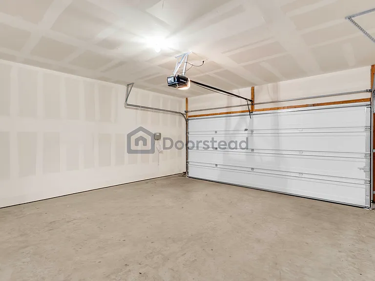 121 Naset Dr — Photo 26