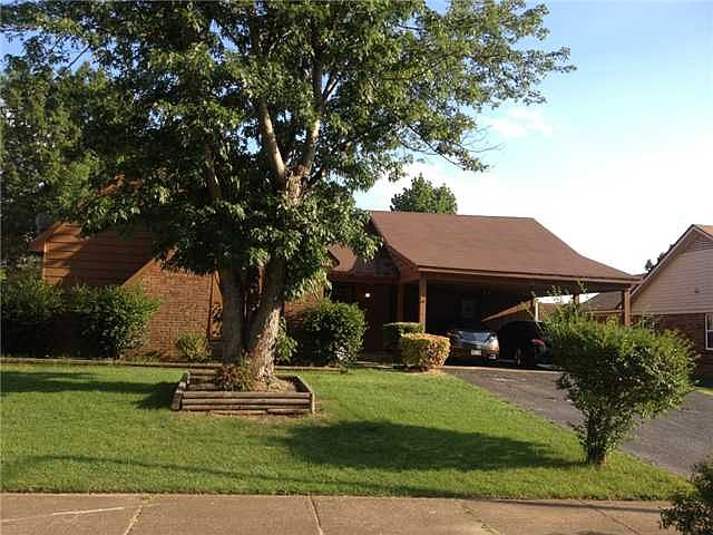 1st image of 6021 Tall Willow Dr