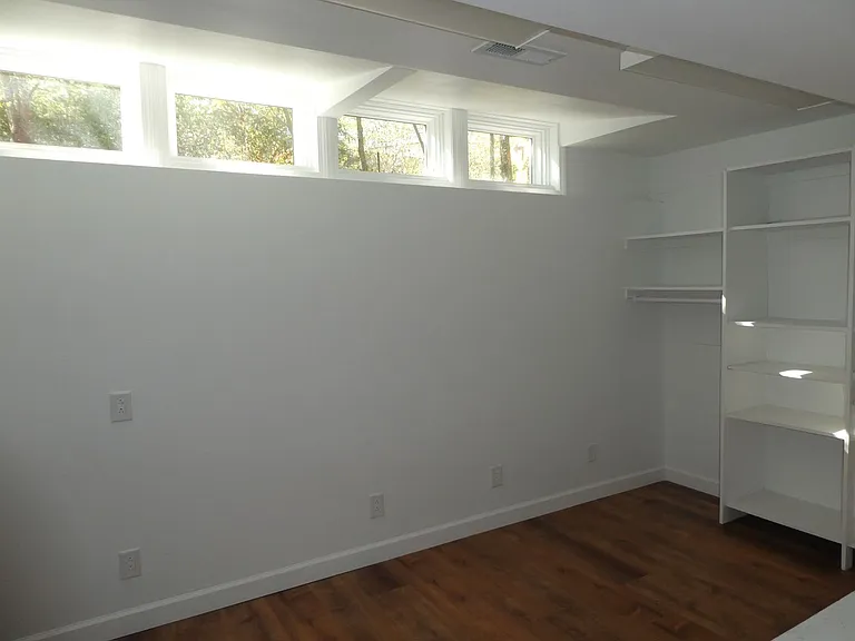 1115 Ridge Rd — Photo 12