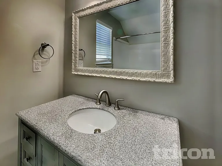 605 Tramore Ct — Photo 10