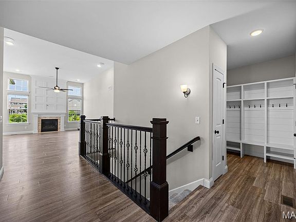 5th image of 2453 Grover Ridge Dr