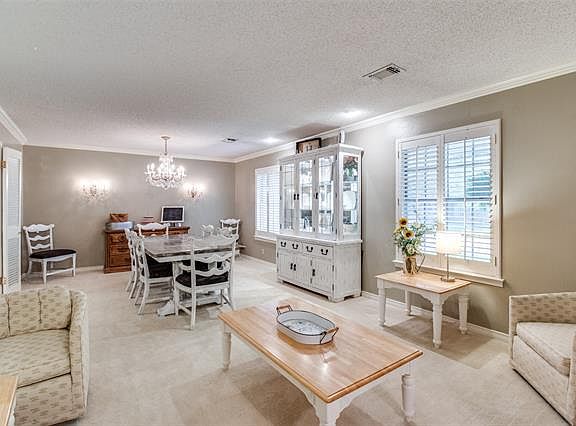 4th image of 2409 Nantucket Dr