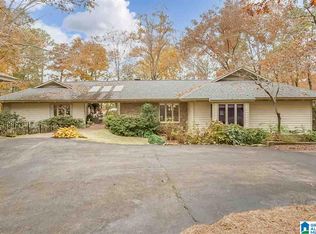 13 Baltusrol Ct, Birmingham, AL 35242