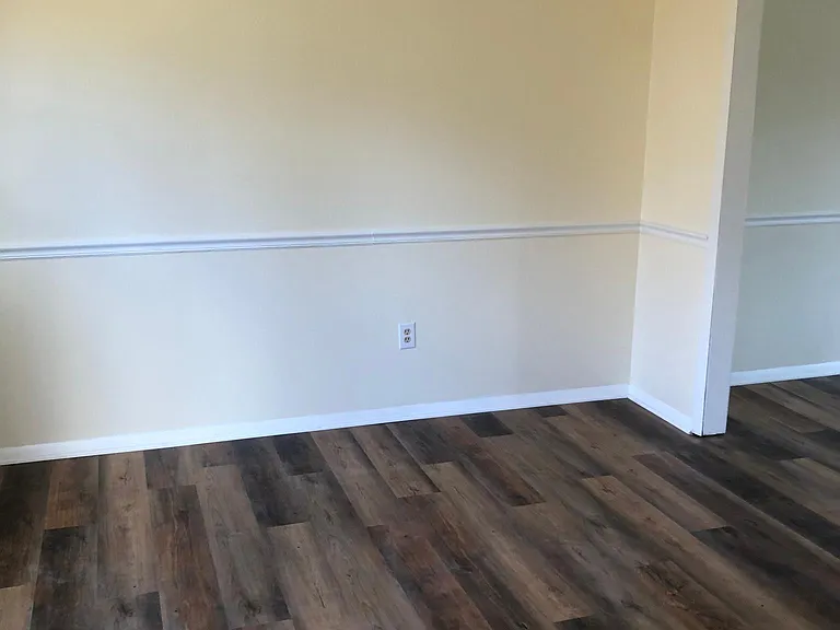 18 Garden Ln — Photo 5