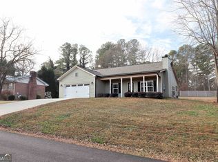 525 Lois Ln, Winder, GA 30680