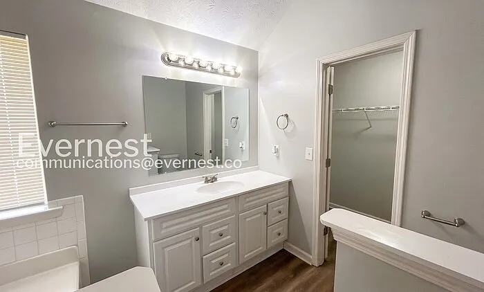 2410 Lafortune Dr — Photo 9