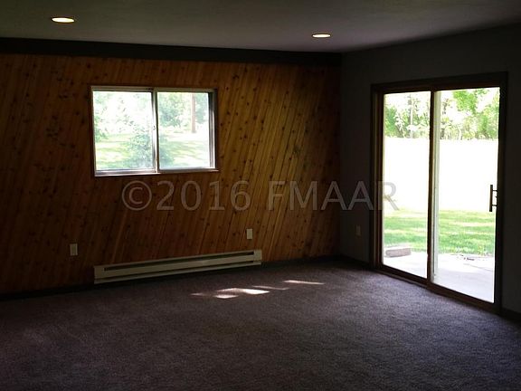 5th image of 1101 Martin Dr