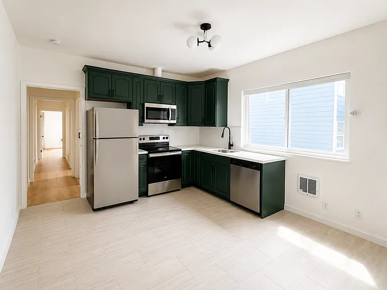2038 McAllister St — Photo 5