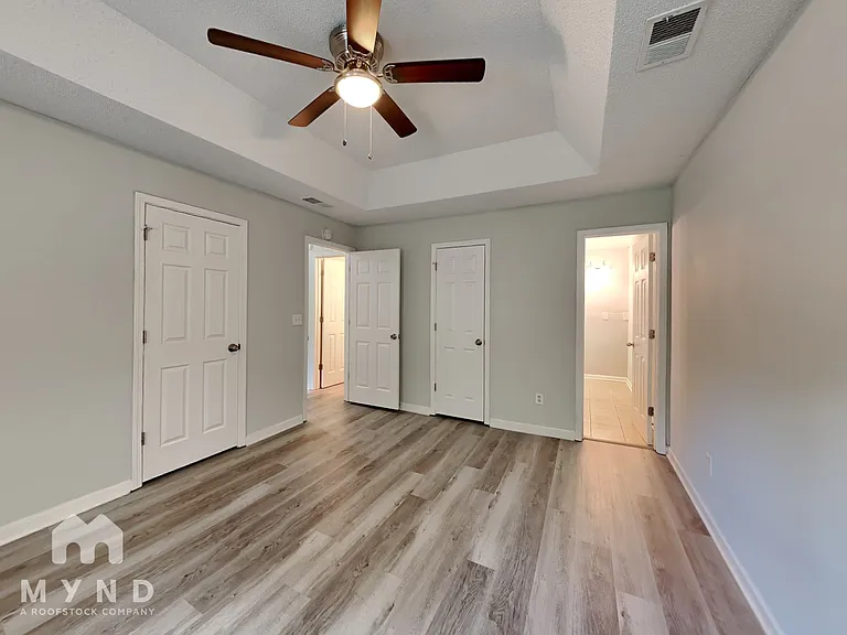 160 Thomas Crossing Dr — Photo 16