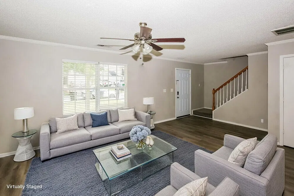 3 bed, 2.5 bath, 1433 sqft, $1,785 — Photo 4