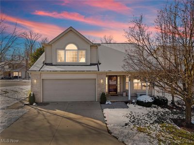 8720 Crestview Dr, Macedonia, OH, 44056