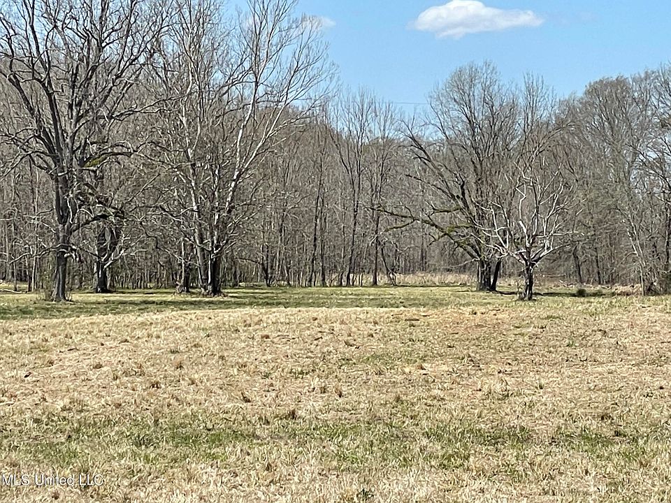 2nd image of Pinehaven Dr
