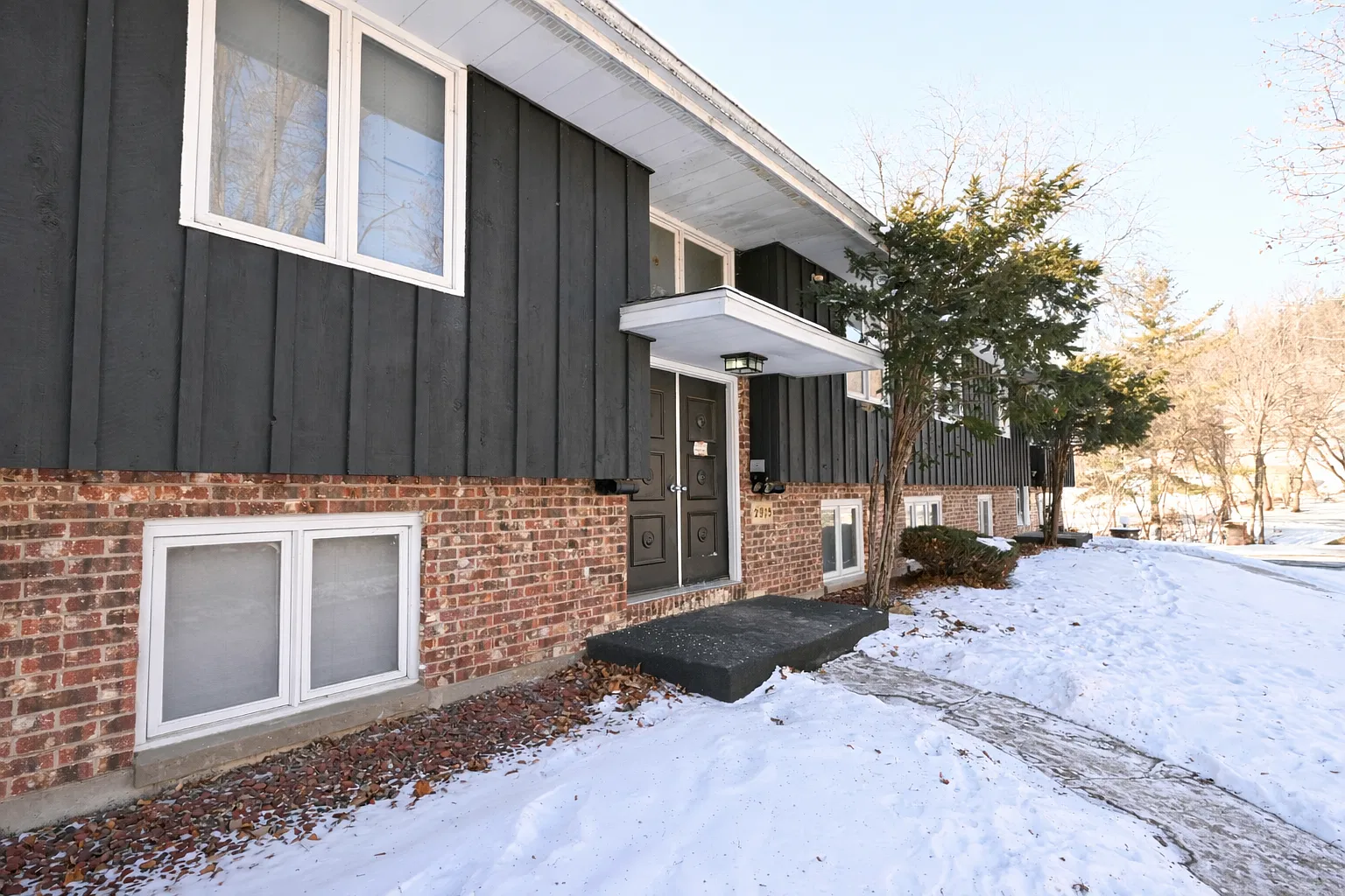 Wildwood Apartments — Photo 1