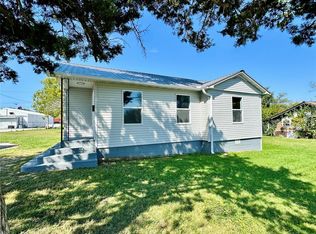 1033 Thomasville Rd, Houston, MO 65483