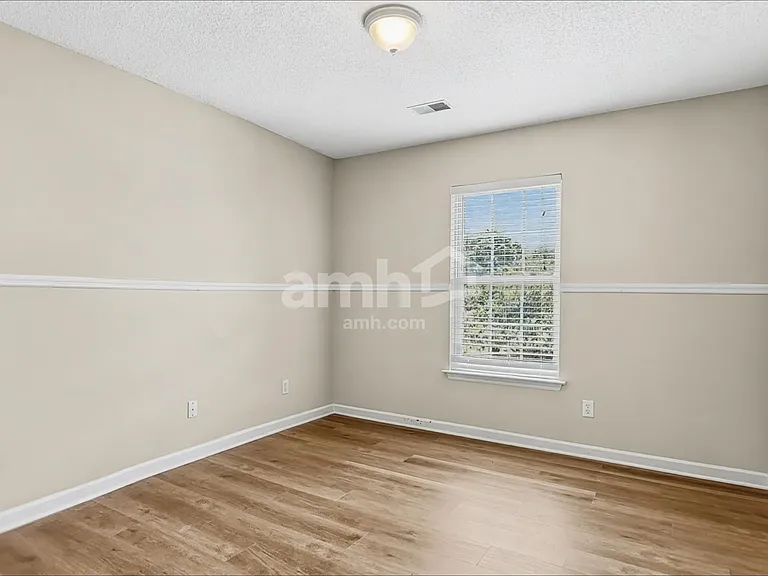 73 W Morningside Dr — Photo 10