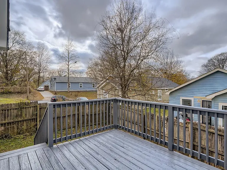 1113 Windsor St SW — Photo 29