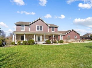 5176 Thomas Dr, Waynesville, OH 45068