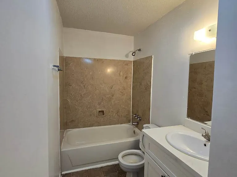 4201 Lac Couture Dr #A — Photo 11