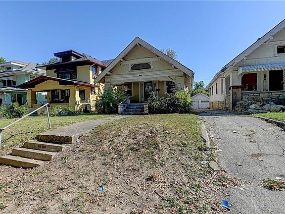 3rd image of 3919 Benton Blvd