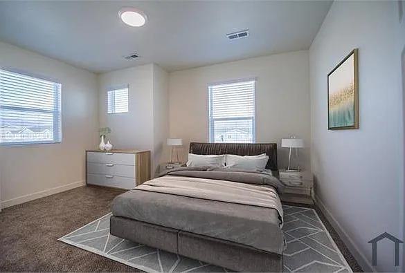 3 bed, 1688 sqft, $2,150 — Photo 3