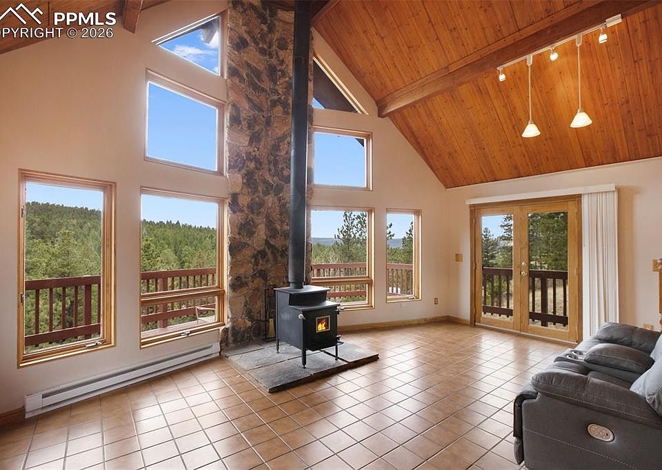 7th image of this home