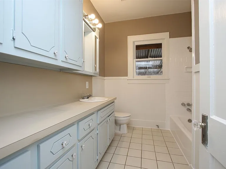 1127 Walling St — Photo 18
