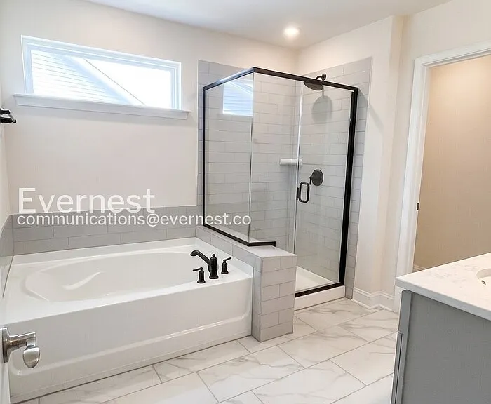 8436 Jordan Meadow Dr — Photo 12