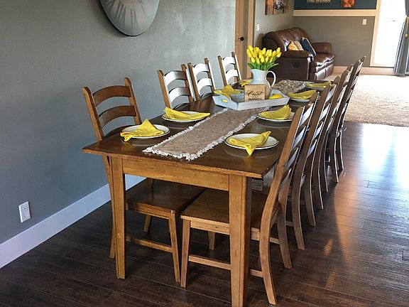 Dining room from front door