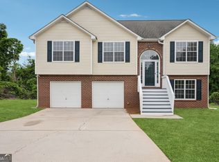 5447 Lauren Cv, Ellenwood, GA