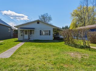 4760 Canoe Beach Dr NE, Salmon Arm, BC V0E 1K0