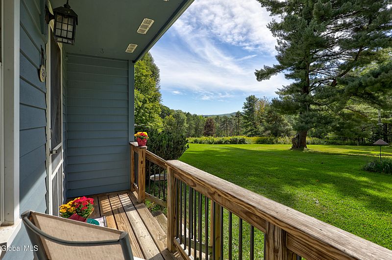 3rd image of 234 Potter Road