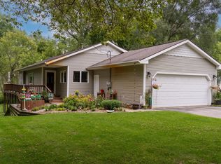 2925 Fitch Dr, Mount Pleasant, MI 48858