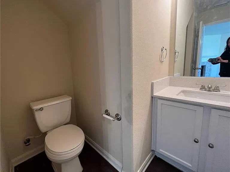 2307 Founder Dr — Photo 20