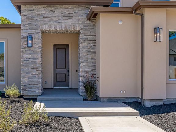 4th image of 805 Hintze Landing Ct