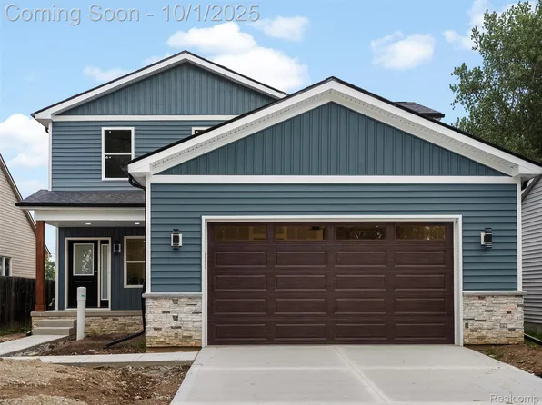 23495 Donaldson St, Clinton Township, MI 48035