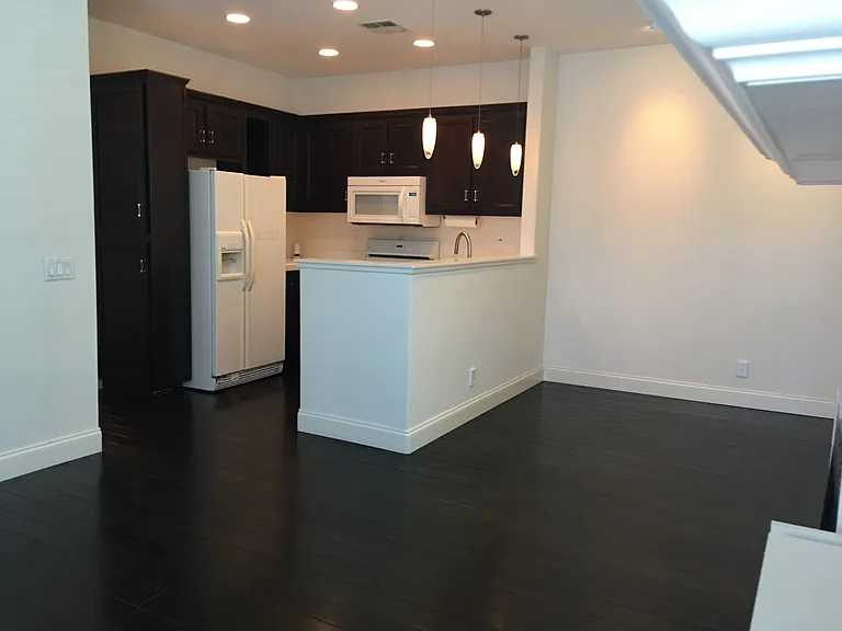18 Bryce Cyn — Photo 3