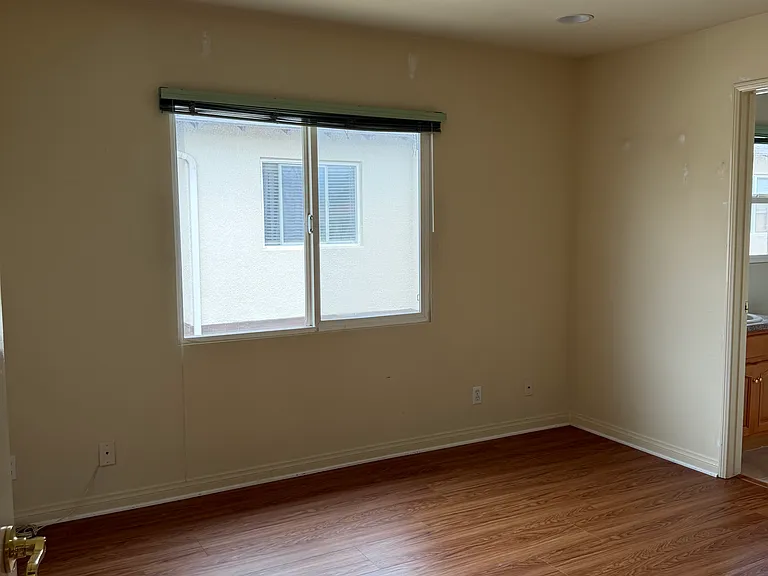 77 S Sierra Madre Blvd #10 — Photo 10
