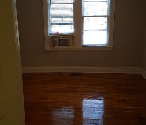 5th image of 515 Summit Ave APT 1A