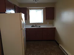 Springcrest Apartments — Photo 21