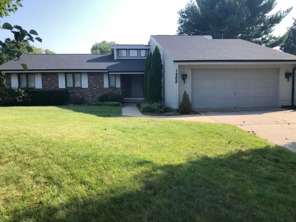 1406 Mulberry Ln, Saint Joseph, MI 49085