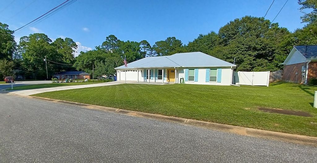 115 Myrtle Ct - Property Image