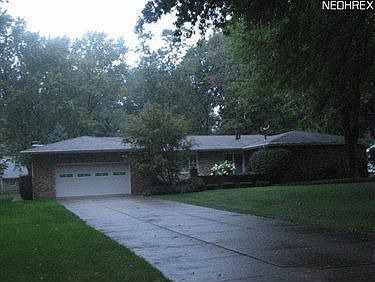 1st image of 661 Deerwood Dr