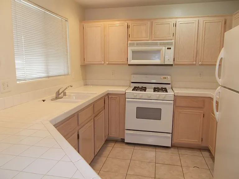 1825 Cutlass Dr — Photo 6